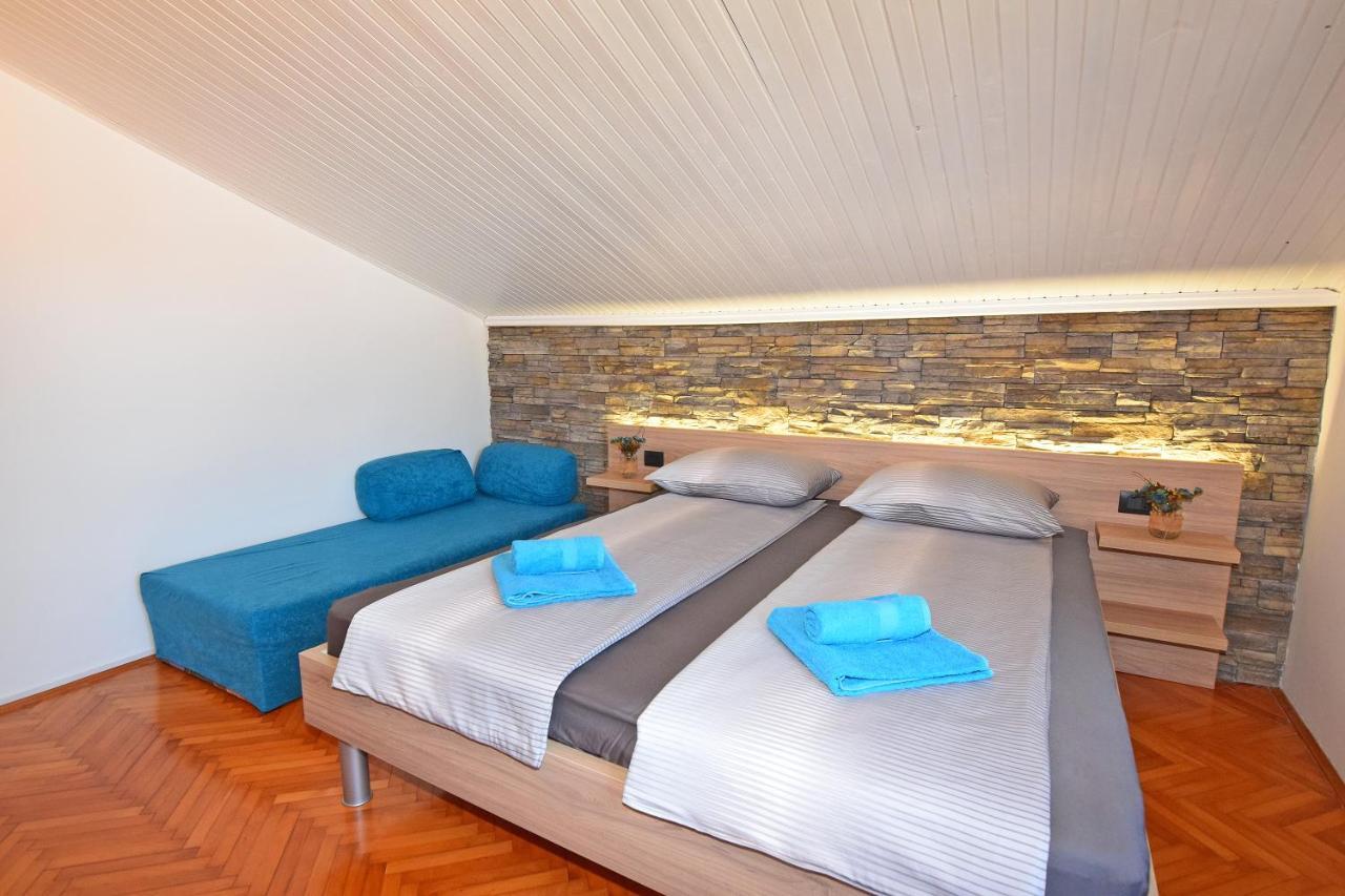 Apartment Leona พูลา ภายนอก รูปภาพ